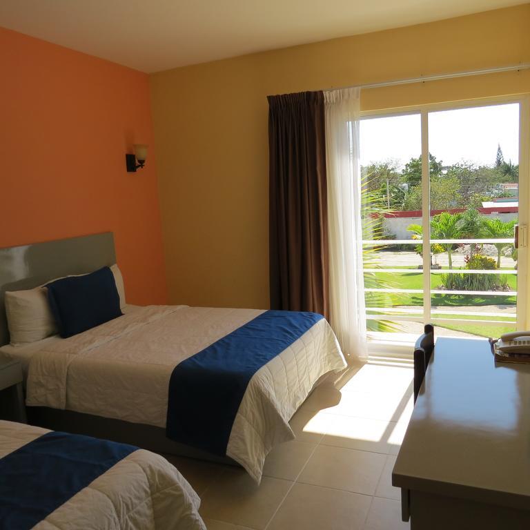 Lua Hotel Champoton Exterior photo